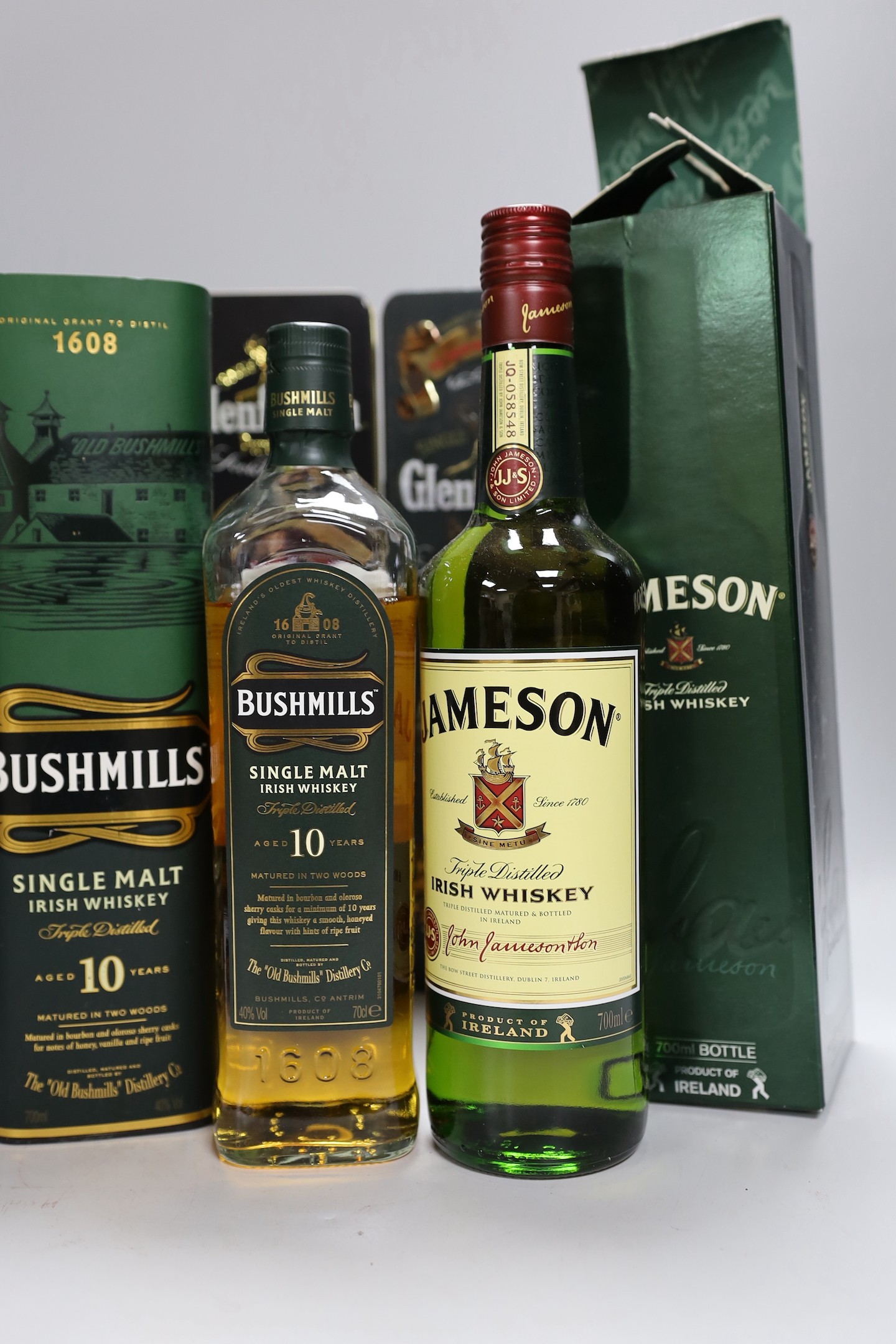 6 bottles of whisky/whiskey and brandy - 2 70cl bottles of Glenfiddich, 1 70cl bottle of Bushmills, a 70cl bottle of Jameson, a 50cl bottle of Black Mountain apple and blackcurrant brandy and a 35cl bottle of Teachers